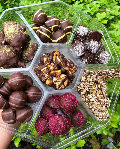 Fames Seventh Heaven Holiday Cashew Assortment, Kosher, Dairy Free.